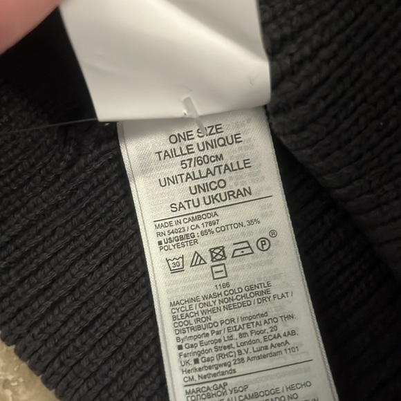 💕HP💕NWT! Gap adult gray cap - cotton, polyester - Picture 4 of 4